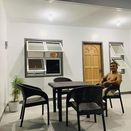 Appartamento Romblon Transient House Esterno foto