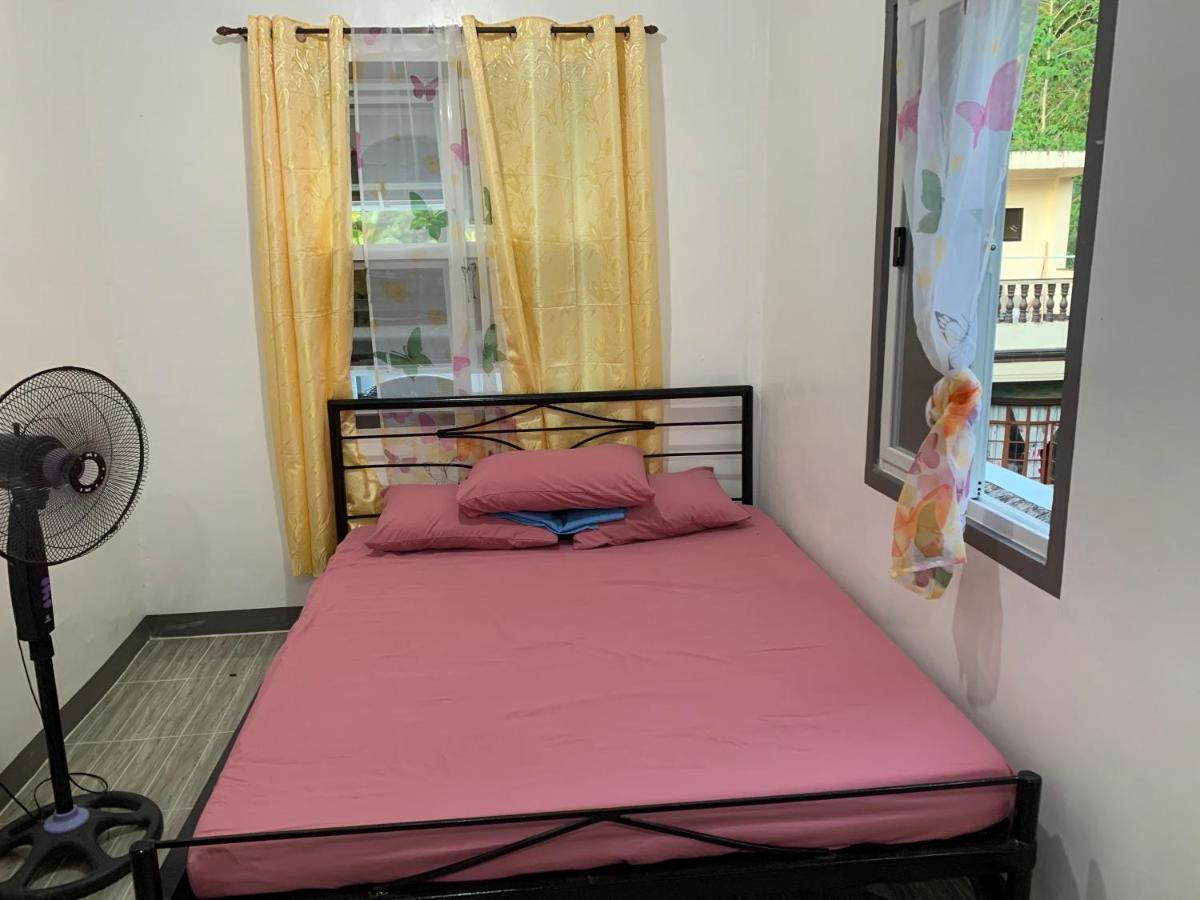 Appartamento Romblon Transient House Esterno foto