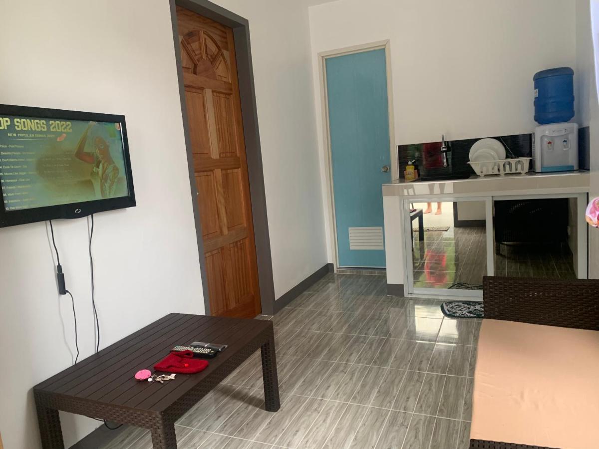 Appartamento Romblon Transient House Esterno foto