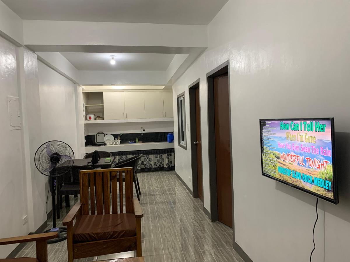 Appartamento Romblon Transient House Esterno foto