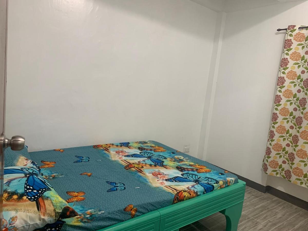 Appartamento Romblon Transient House Esterno foto