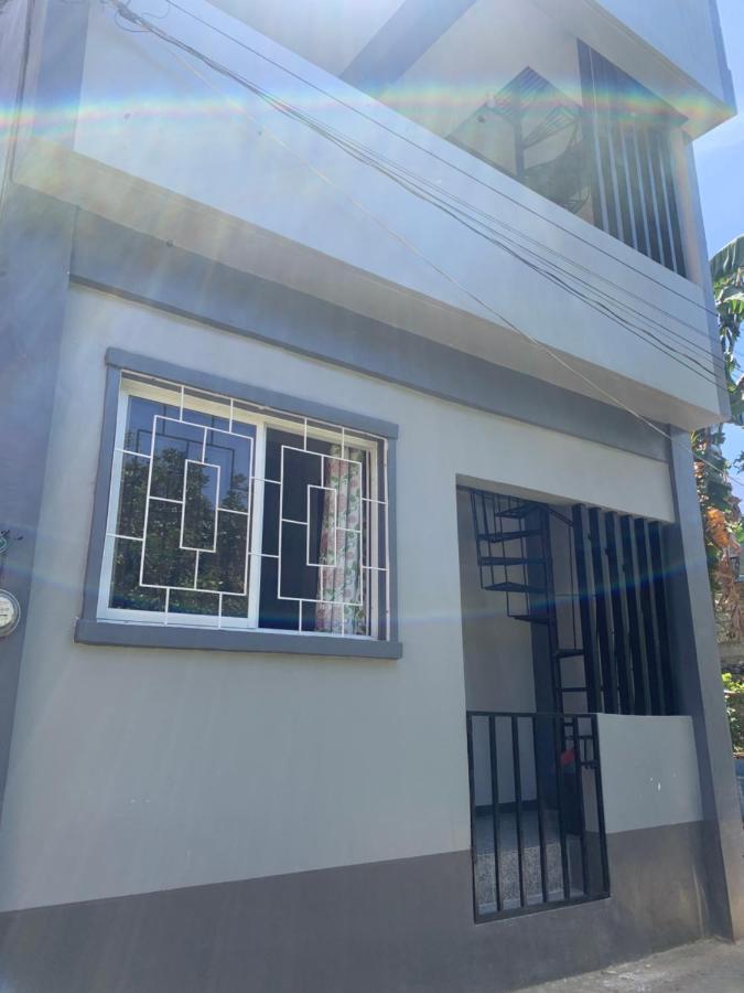 Appartamento Romblon Transient House Esterno foto